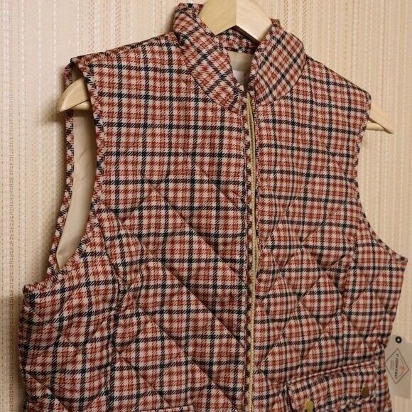 St. John's Bay Quilted Vest - Size Large