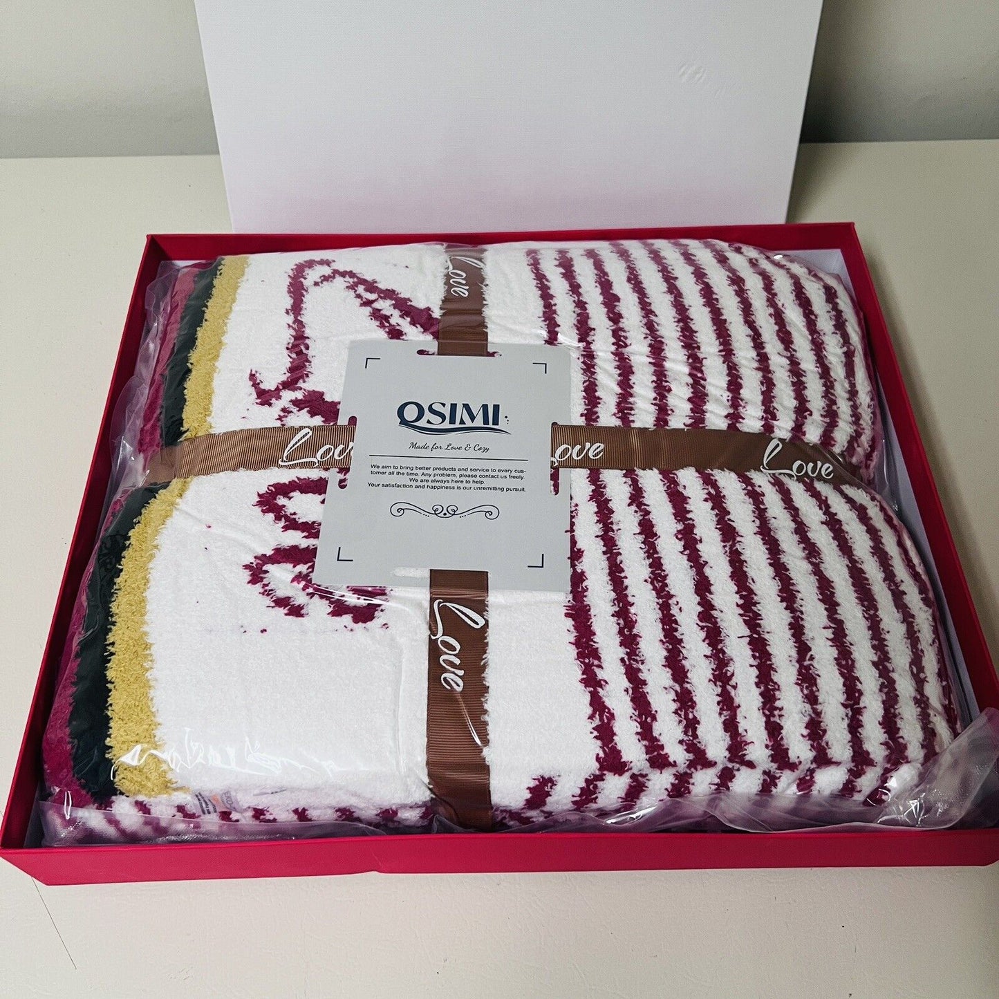 Qsimi Ultra Soft Throw Luxury Cozy Knit Blanket Sealed Gift Box 60" X 80" New