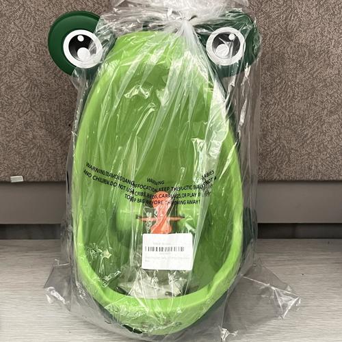Frog Potty Training Urinal for Toddler Boys with Funny Aiming Target, (Green)