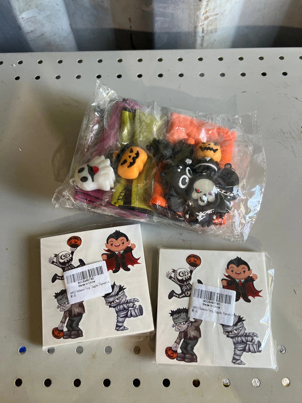 6 Pack Halloween Parachute Toys with 360 Temporary Tattoos