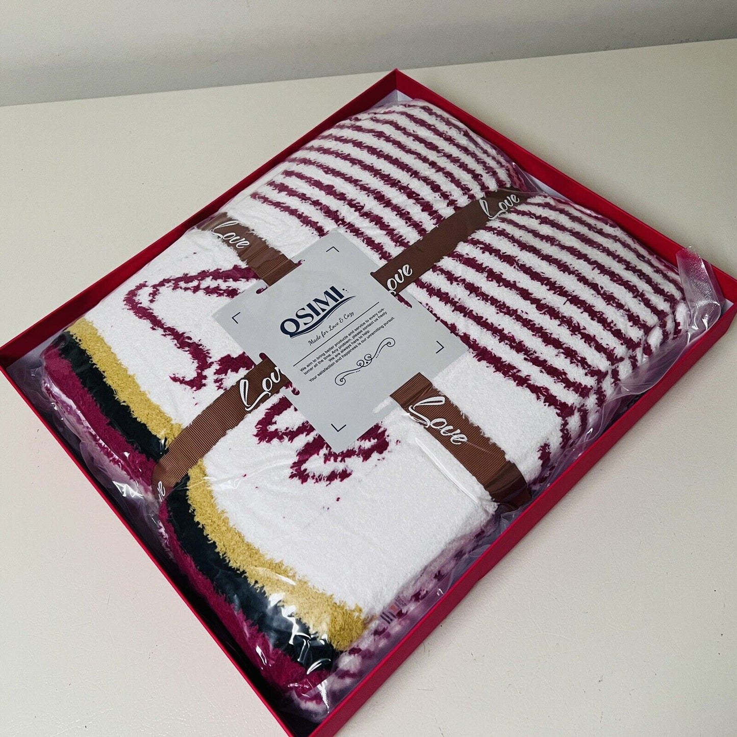 Qsimi Ultra Soft Throw Luxury Cozy Knit Blanket Sealed Gift Box 60" X 80" New