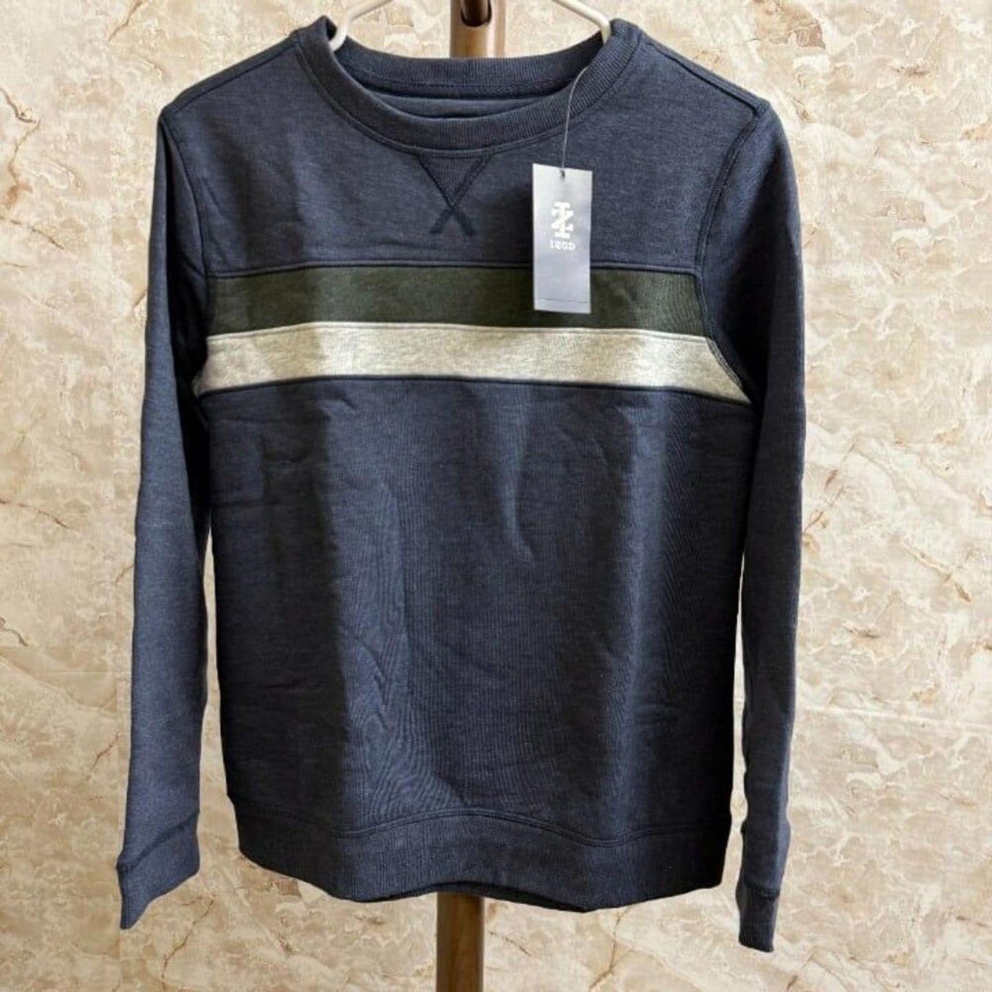 IZOD Boys' Long Sleeve Fleece Crewneck Pullover Sweatshirt Size L14/16