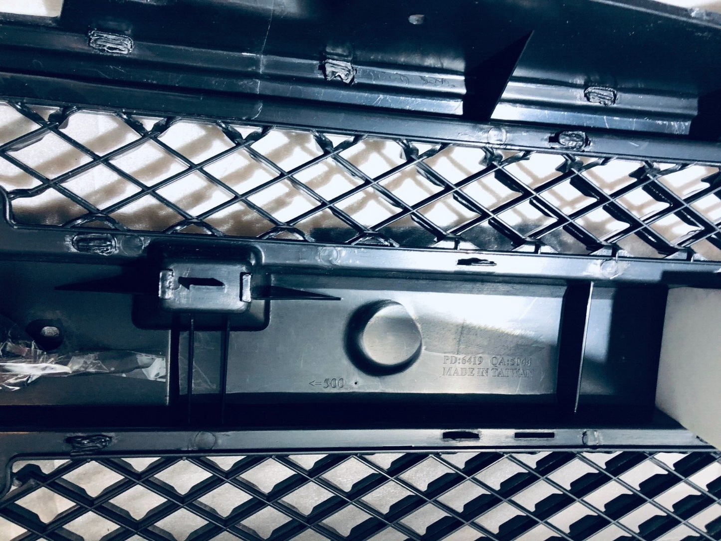 Chevy Silverado Black Bumper Grille replacement, CV07169GA-TY5