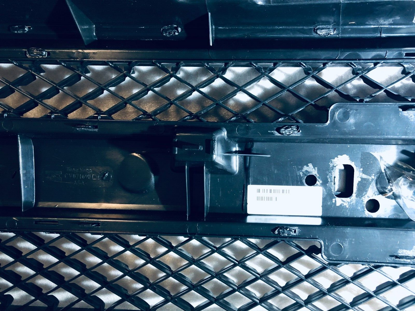 Chevy Silverado Black Bumper Grille replacement, CV07169GA-TY5