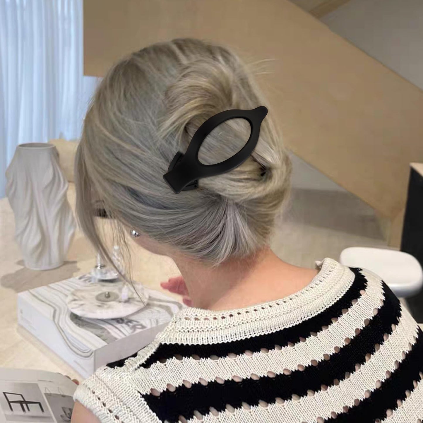 4Pcs Hair Clips Large Hair Claw Clips Matte Neutral Hair Clip Hair Accessories