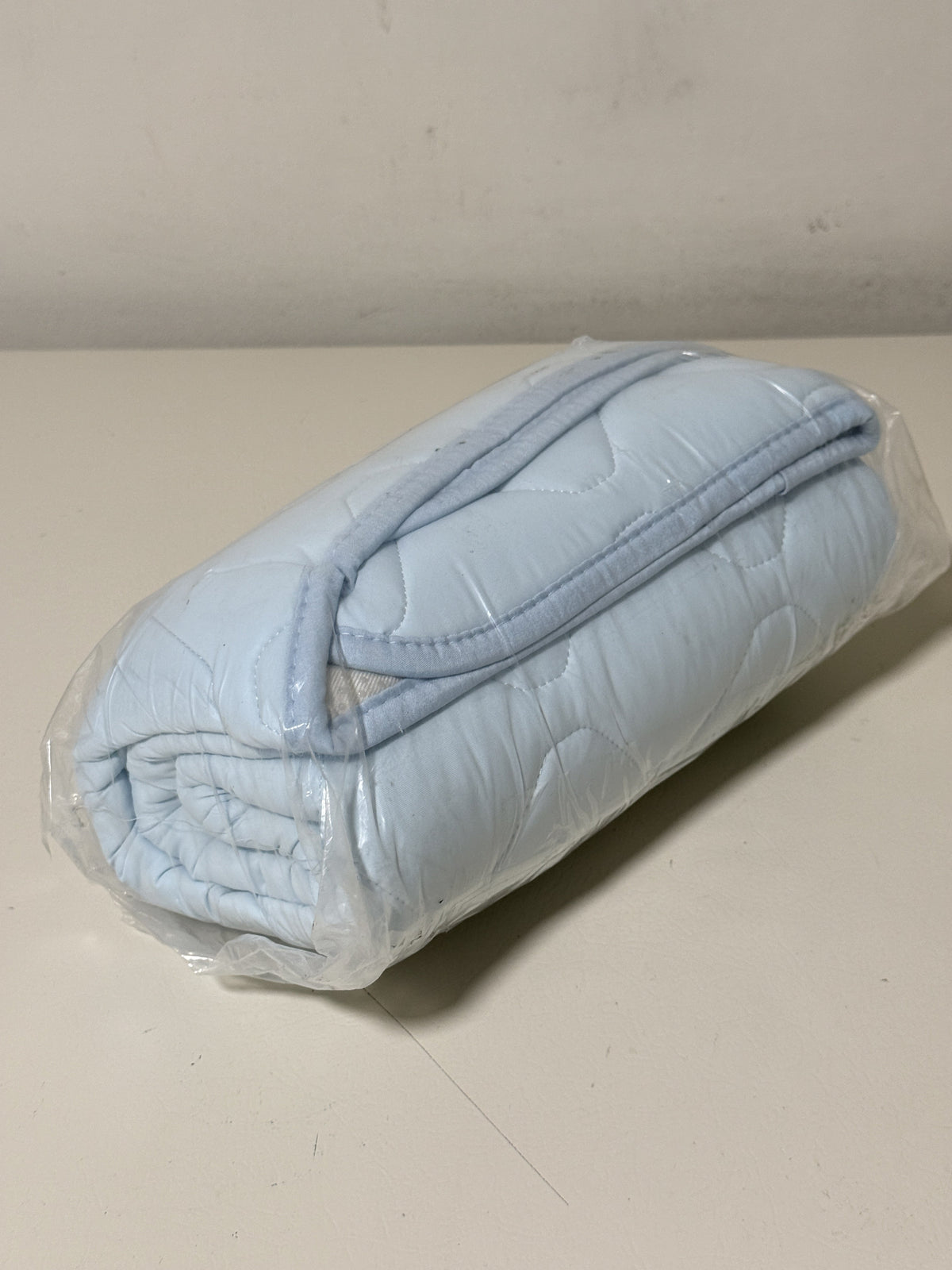 Pet Cooling Mat XL 41x28 Washable Non Slip Dog Crate Pad Light Blue