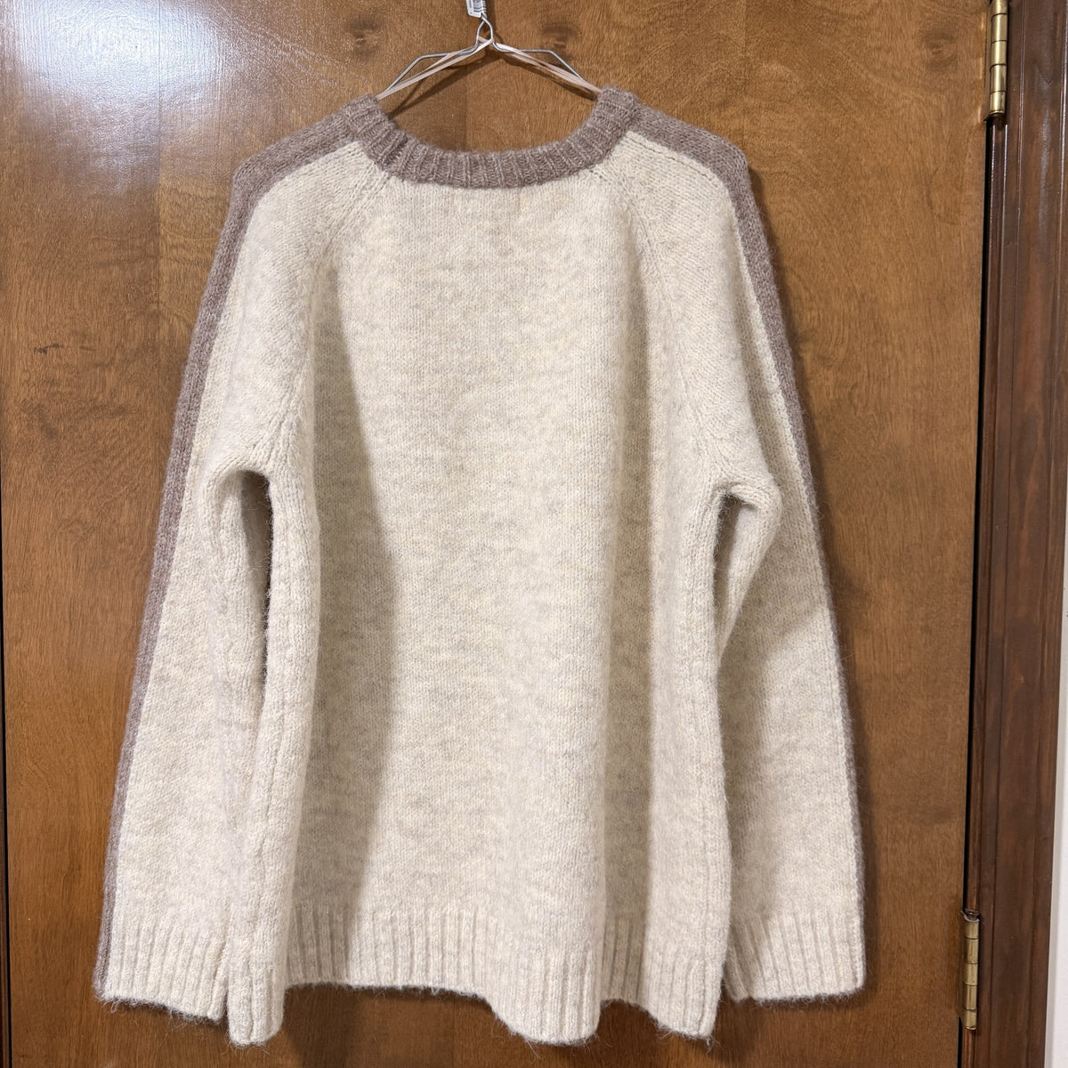 Klesis Contrast Sweater and Shorts Set, Cream and Taupe, Women's S - view 4 of 9
