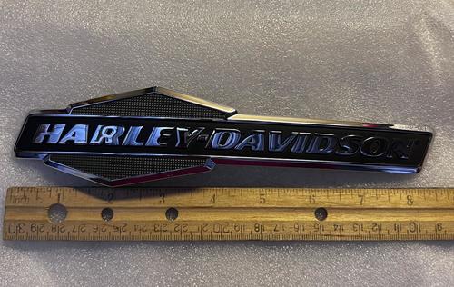 GENUINE HARLEY-DAVIDSON MEDALLION, FTK, HD Streetglide LH 14101239