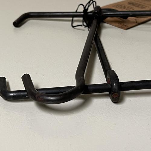 Bayou Classic 0822 2 Steel Lift Hooks Perfect For Lifting Heavy Jambalaya Pots