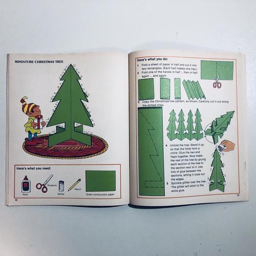 Easy-To-Make Christmas Crafts (Easy Crafts & Projects)