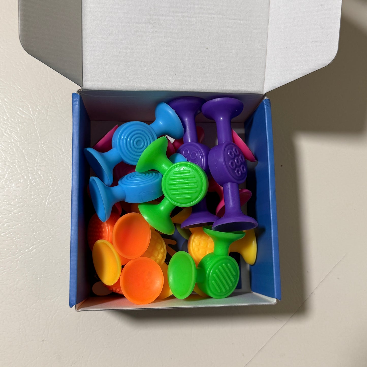 Toddler Suction Cup Toy Set – 6 Pieces – Colorful Bath & Window Toys – Ages 3+