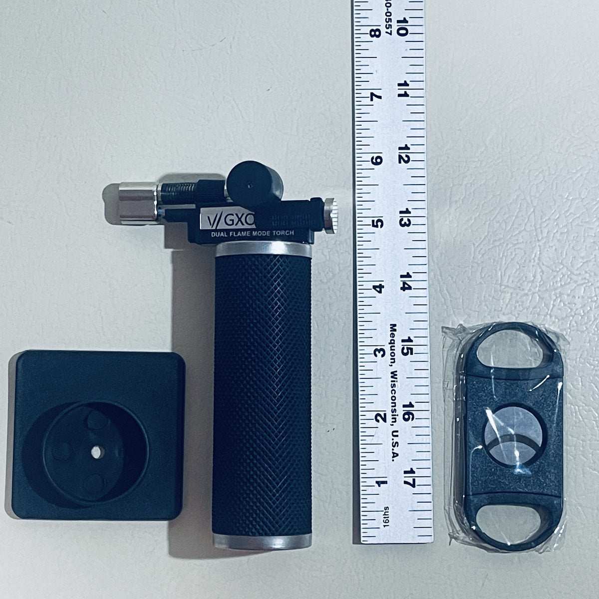 GXO-2077 Dual Flame Butane Torch Lighter with Cigar Cutter - view 6 of 17