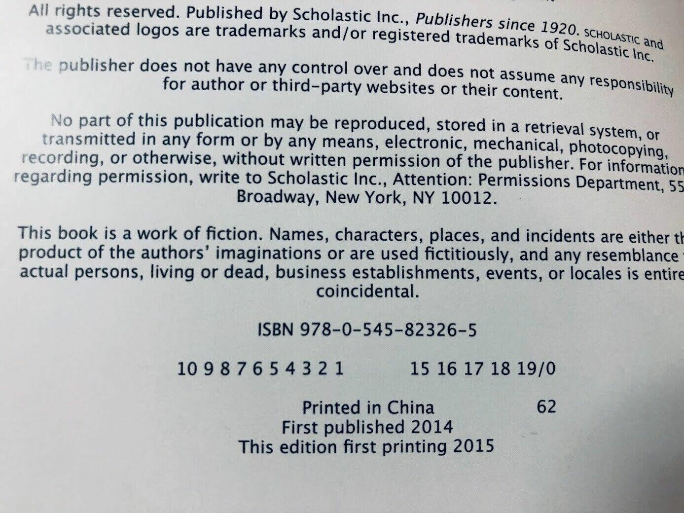 Minecraft: Essential Handbook (Updated Edition): An Official Mojang Book