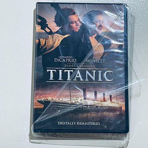 Titanic (digitally remastered)